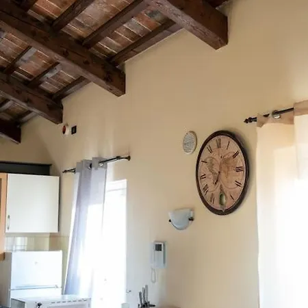 Magnifico In Palazzo Storico Del 500” Ferrara