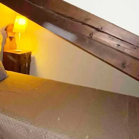 Magnifico In Palazzo Storico Del 500” Lejlighed *