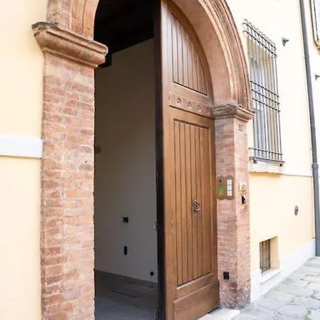 Lejlighed Magnifico In Palazzo Storico Del 500” Ferrara