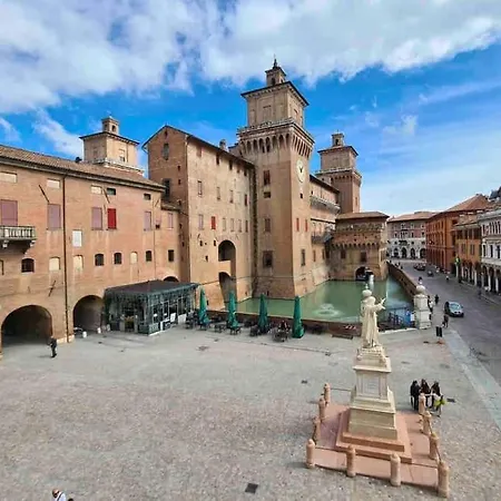 Magnifico In Palazzo Storico Del 500” Lejlighed *